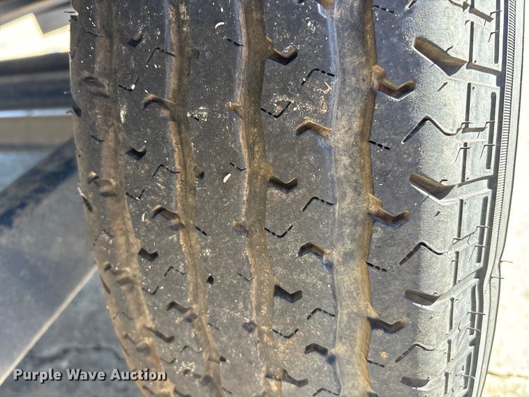 image for item ED2331 2013 Pro-Tainer recycle trailer