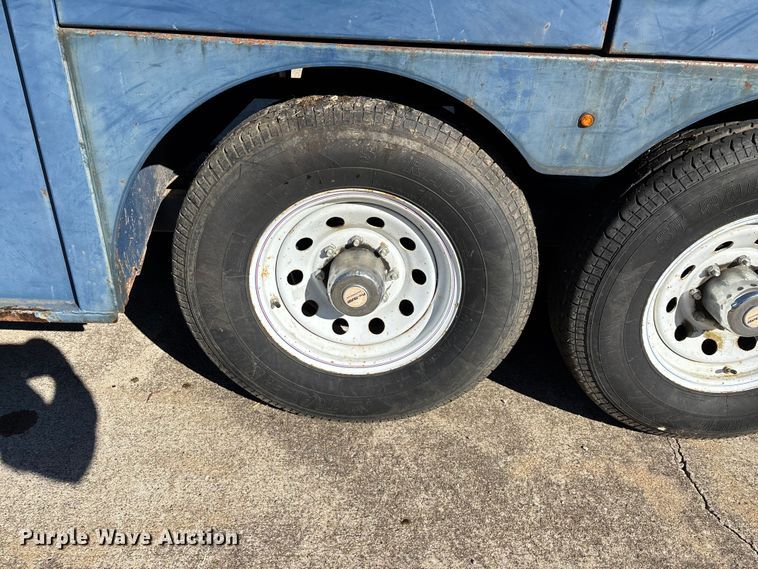 image for item ED2331 2013 Pro-Tainer recycle trailer