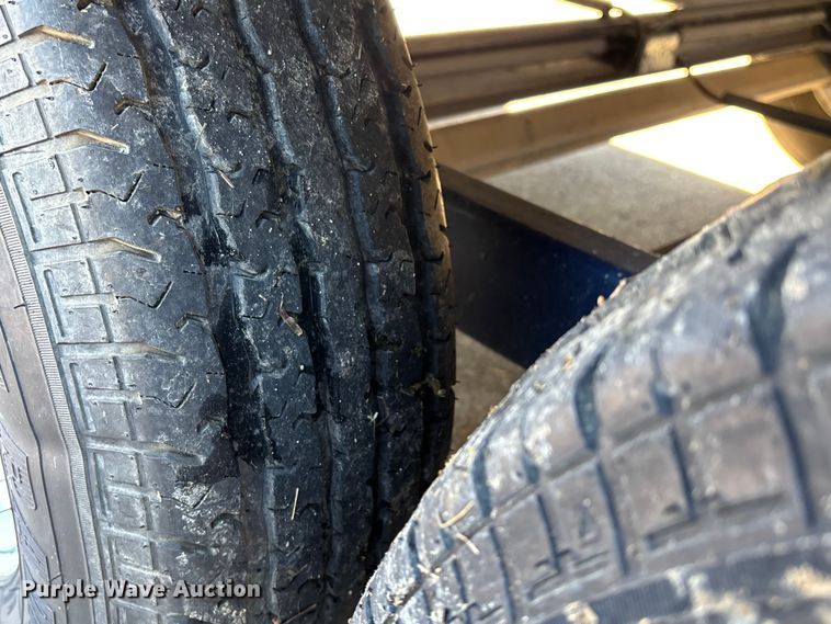 image for item ED2331 2013 Pro-Tainer recycle trailer