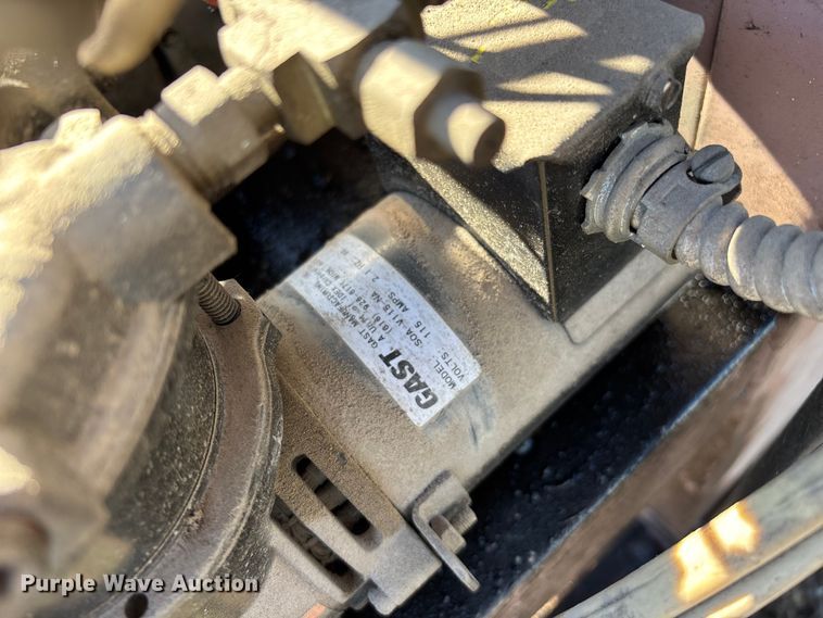 image for item ED2332 Reznor RA235 oil heater