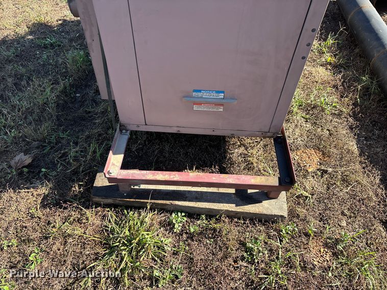 image for item ED2332 Reznor RA235 oil heater