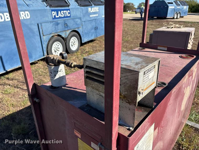 image for item ED2332 Reznor RA235 oil heater