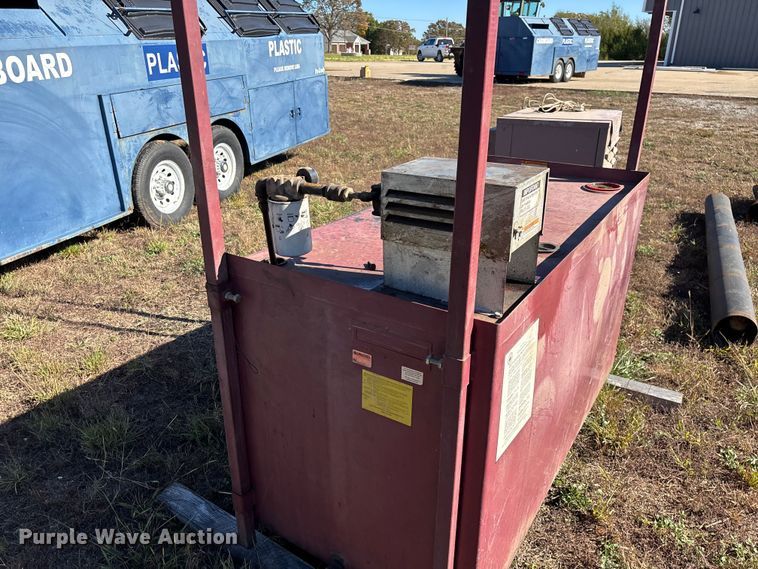 image for item ED2332 Reznor RA235 oil heater