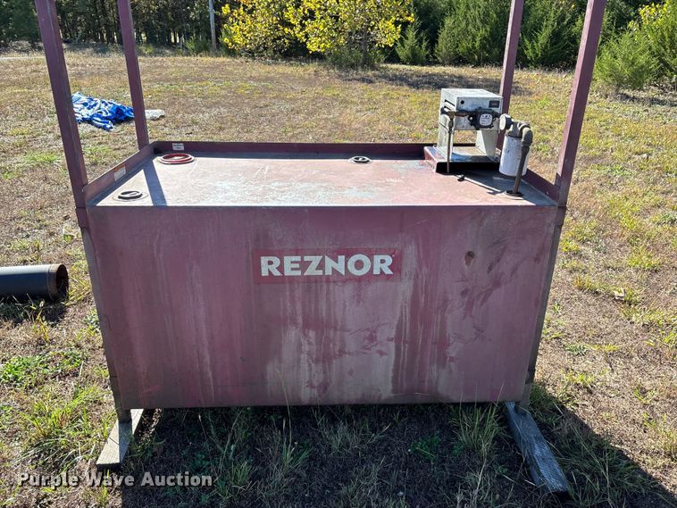 image for item ED2332 Reznor RA235 oil heater