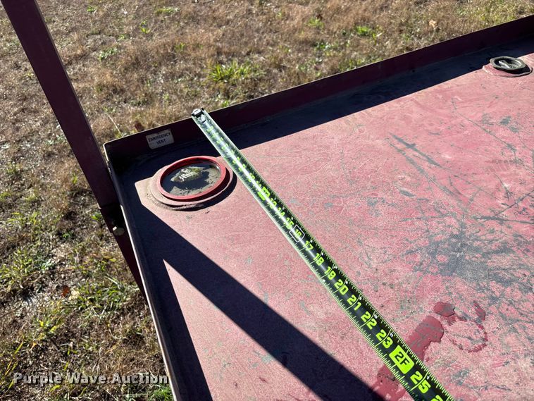 image for item ED2332 Reznor RA235 oil heater