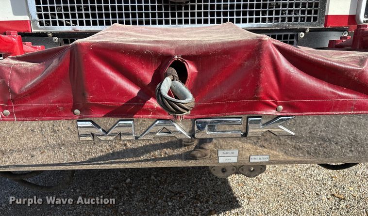 image for item ED2334 1993 Mack MR688P pumper fire truck