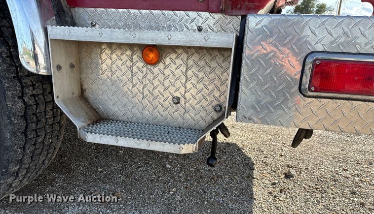 image for item ED2334 1993 Mack MR688P pumper fire truck