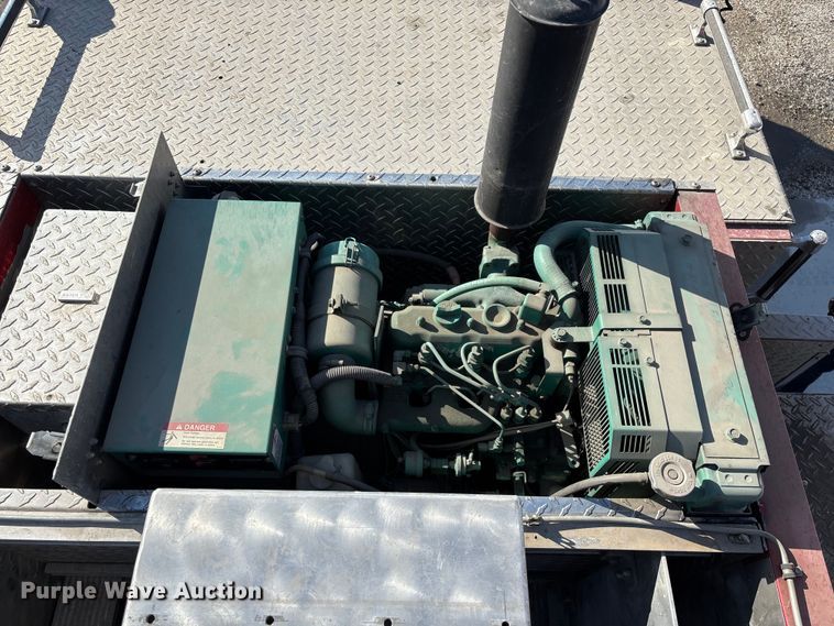 image for item ED2334 1993 Mack MR688P pumper fire truck