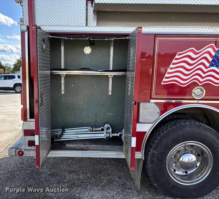 image for item ED2334 1993 Mack MR688P pumper fire truck