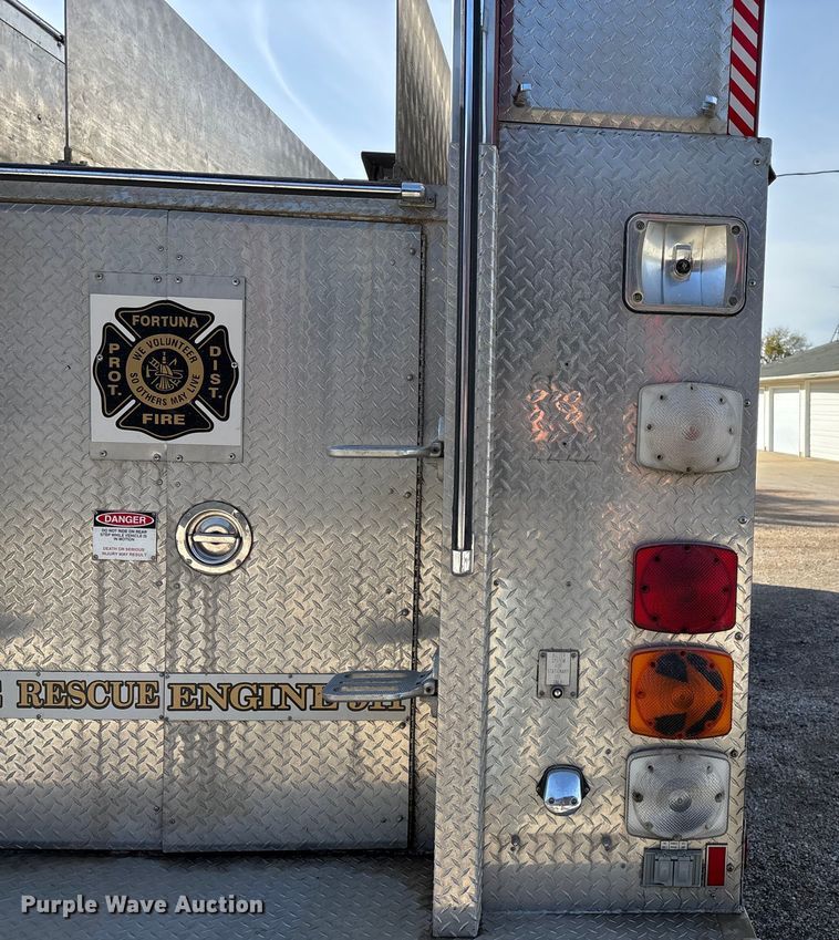 image for item ED2334 1993 Mack MR688P pumper fire truck