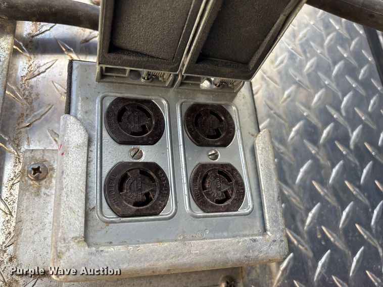 image for item ED2334 1993 Mack MR688P pumper fire truck