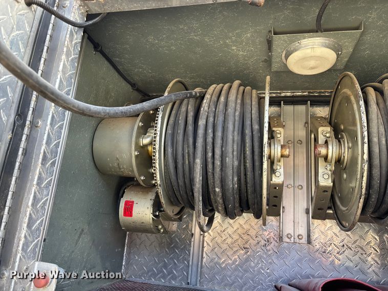 image for item ED2334 1993 Mack MR688P pumper fire truck