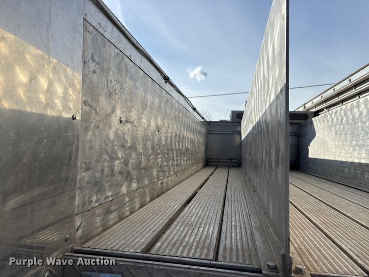 image for item ED2334 1993 Mack MR688P pumper fire truck