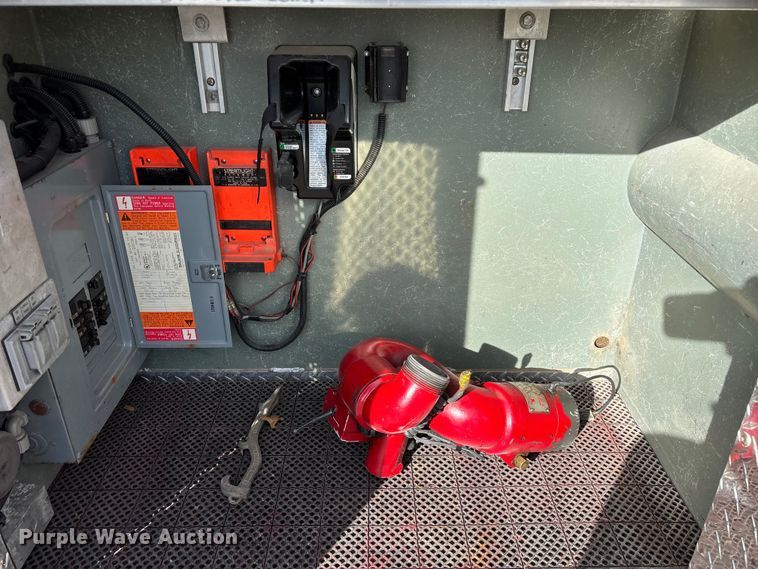 image for item ED2334 1993 Mack MR688P pumper fire truck