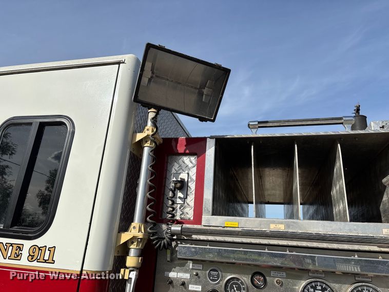 image for item ED2334 1993 Mack MR688P pumper fire truck