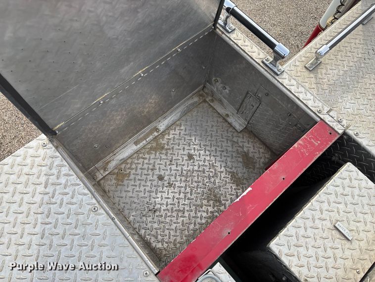 image for item ED2334 1993 Mack MR688P pumper fire truck