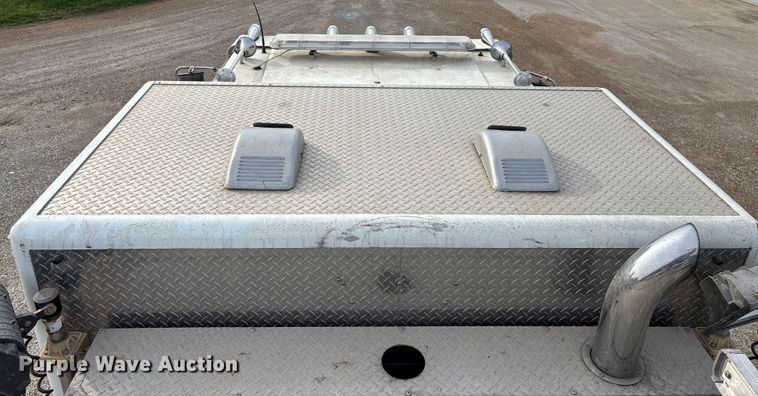 image for item ED2334 1993 Mack MR688P pumper fire truck