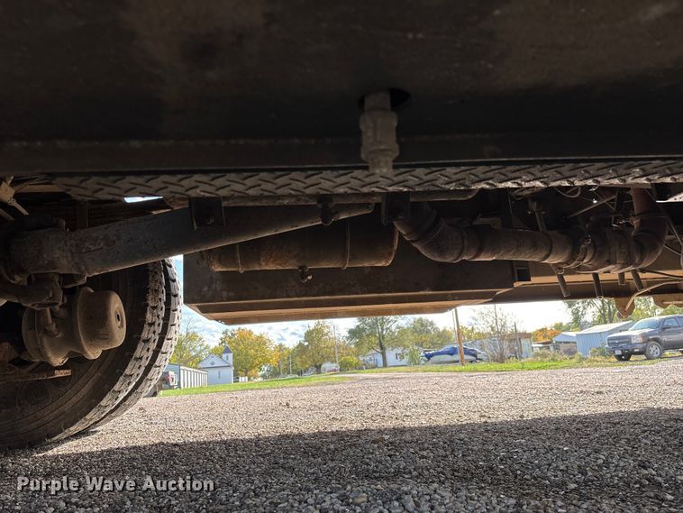 image for item ED2334 1993 Mack MR688P pumper fire truck