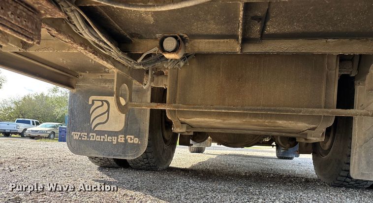 image for item ED2334 1993 Mack MR688P pumper fire truck