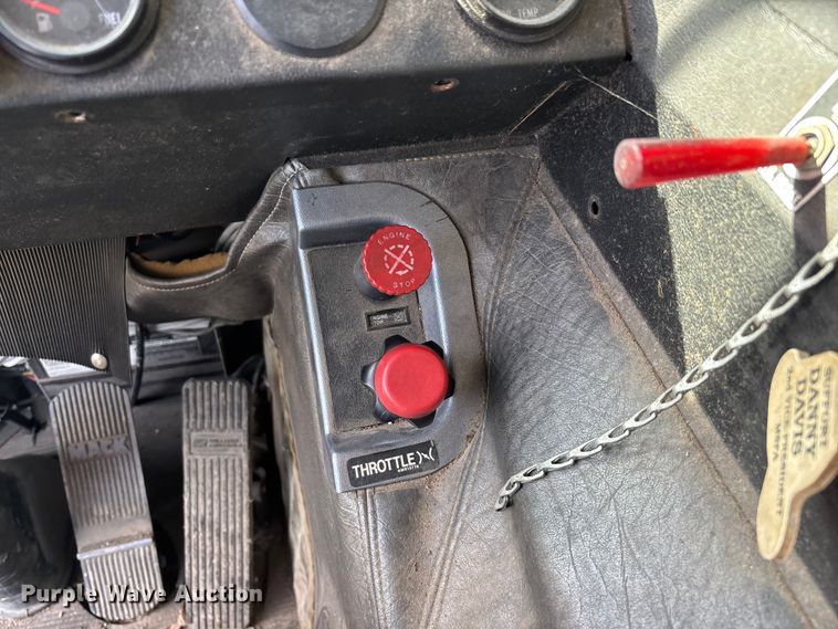 image for item ED2334 1993 Mack MR688P pumper fire truck