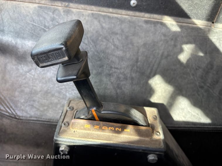 image for item ED2334 1993 Mack MR688P pumper fire truck