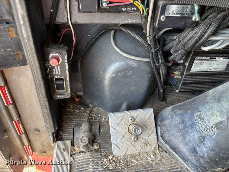 image for item ED2334 1993 Mack MR688P pumper fire truck