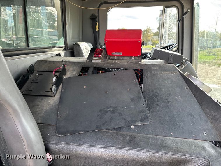 image for item ED2334 1993 Mack MR688P pumper fire truck