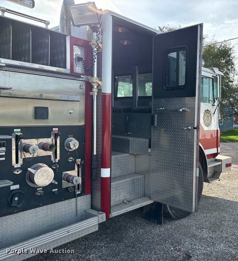 image for item ED2334 1993 Mack MR688P pumper fire truck