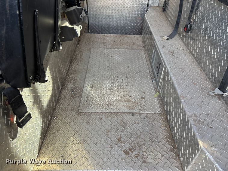 image for item ED2334 1993 Mack MR688P pumper fire truck