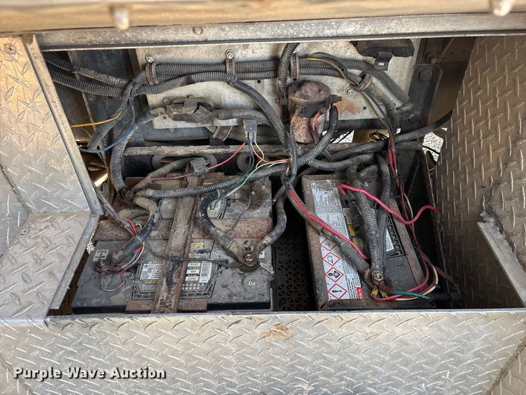 image for item ED2334 1993 Mack MR688P pumper fire truck