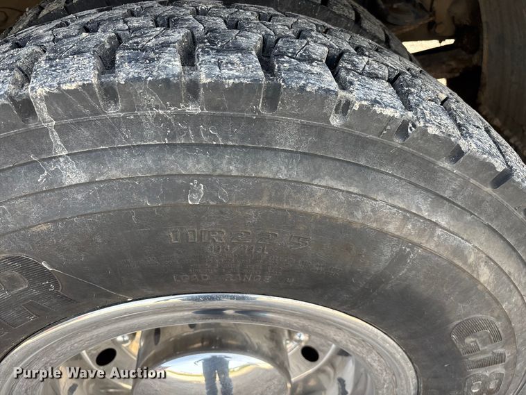 image for item ED2334 1993 Mack MR688P pumper fire truck