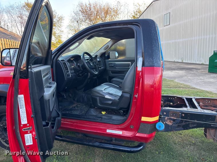 image for item ED2338 2013 RAM 4500 truck cab and chassis