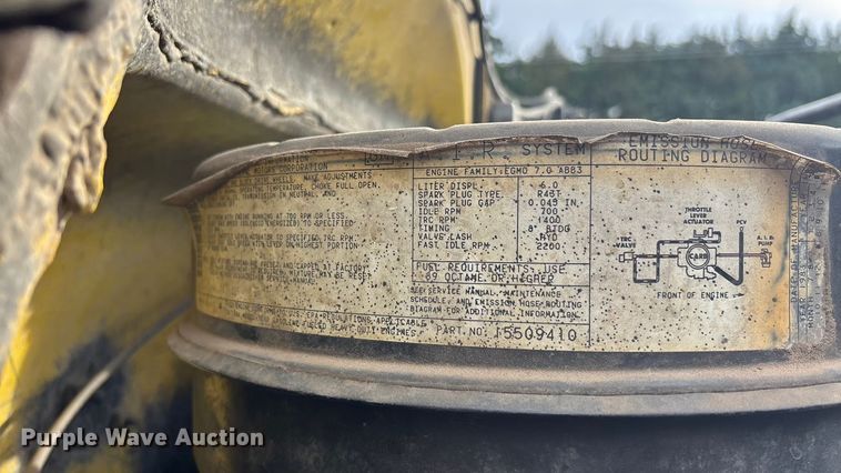 image for item EE4202 1984 GMC 7000 bucket truck