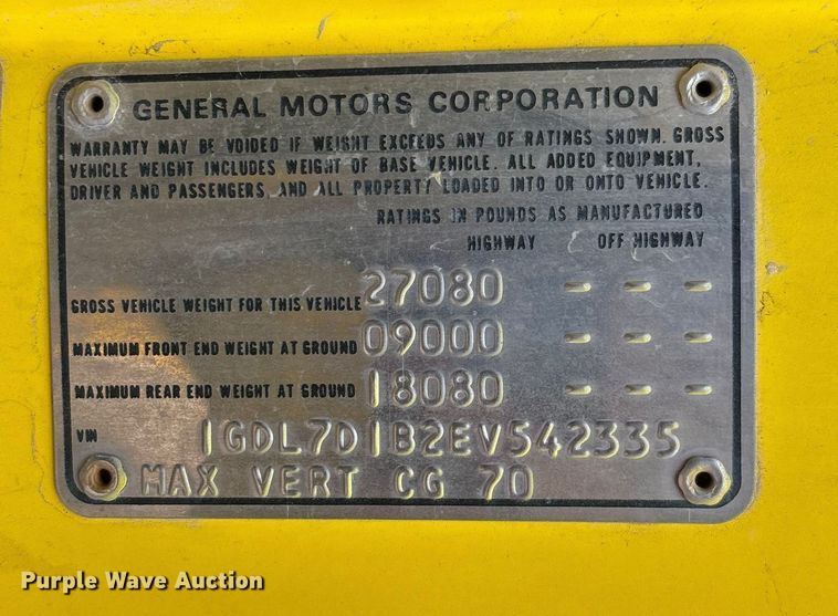 image for item EE4202 1984 GMC 7000 bucket truck