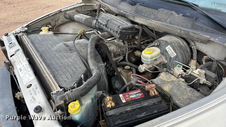 image for item EE4207 1998 Dodge Ram 1500 pickup truck