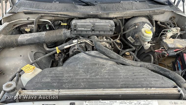 image for item EE4207 1998 Dodge Ram 1500 pickup truck