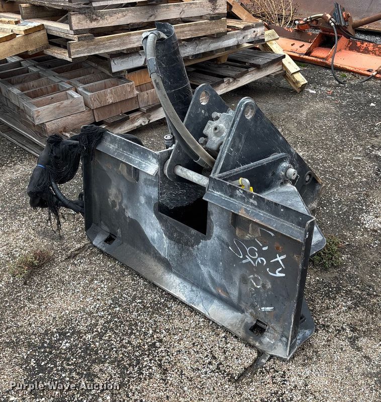 image for item EE4215 Bobcat skid steer breaker