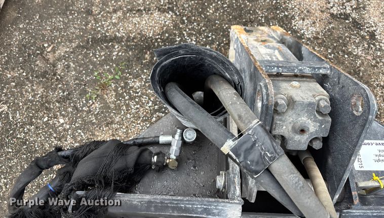 image for item EE4215 Bobcat skid steer breaker