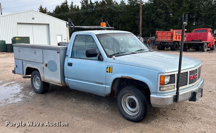 image for item EE4234 1989 GMC Sierra C1500 utility bed pickup truck