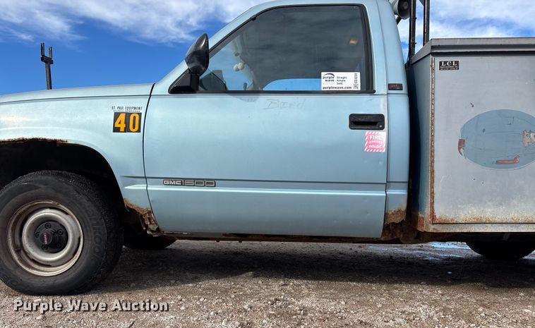 image for item EE4234 1989 GMC Sierra C1500 utility bed pickup truck