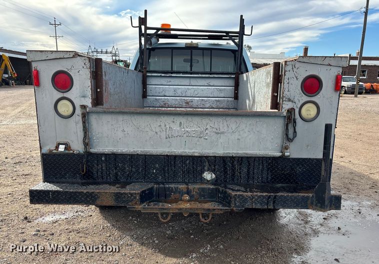 image for item EE4234 1989 GMC Sierra C1500 utility bed pickup truck