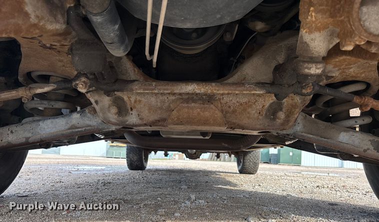 image for item EE4234 1989 GMC Sierra C1500 utility bed pickup truck