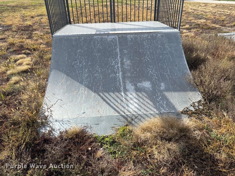 image for item EE4239 Skatewave modular skate park system