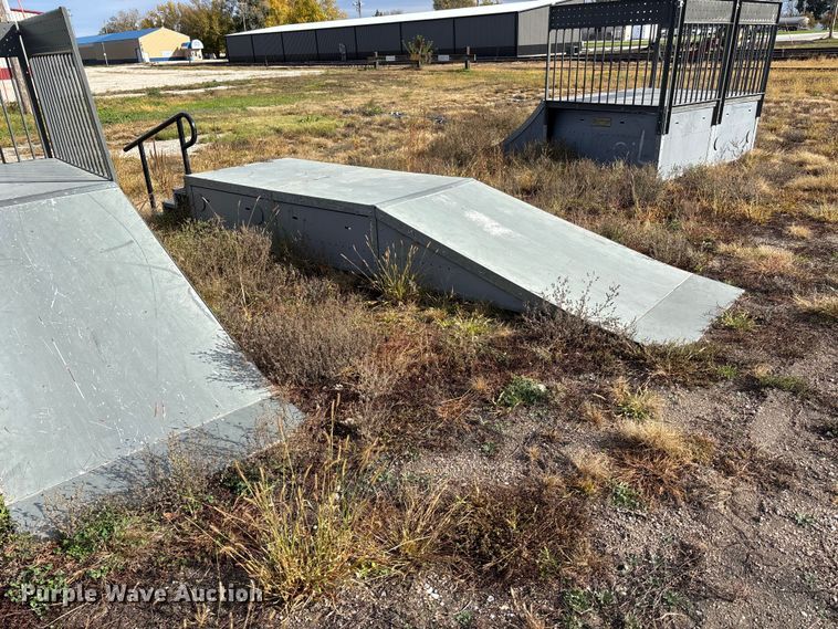 image for item EE4239 Skatewave modular skate park system