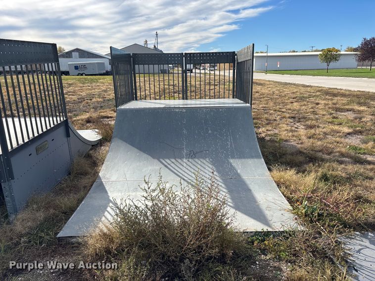 image for item EE4239 Skatewave modular skate park system