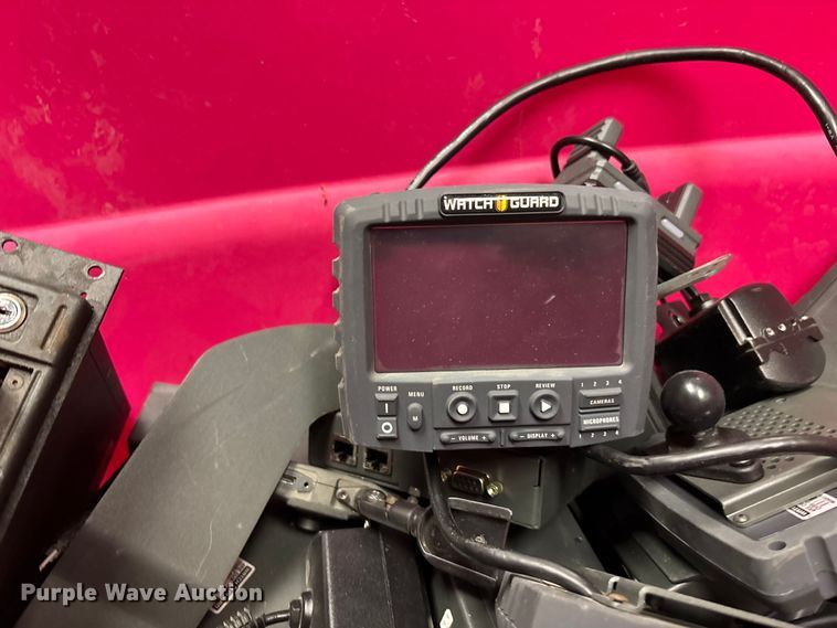 image for item EE4240 Automotive accessories