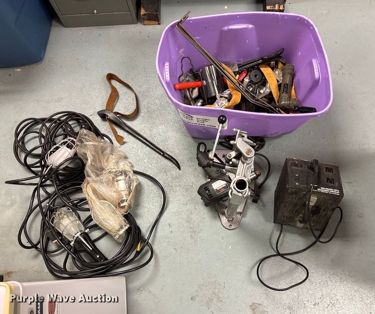 image for item EE4242 Tools