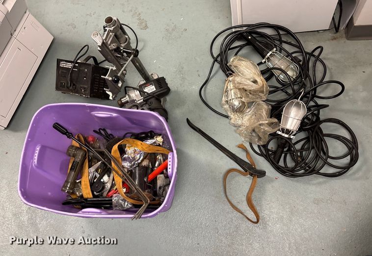 image for item EE4242 Tools