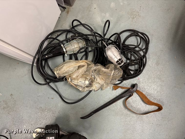 image for item EE4242 Tools