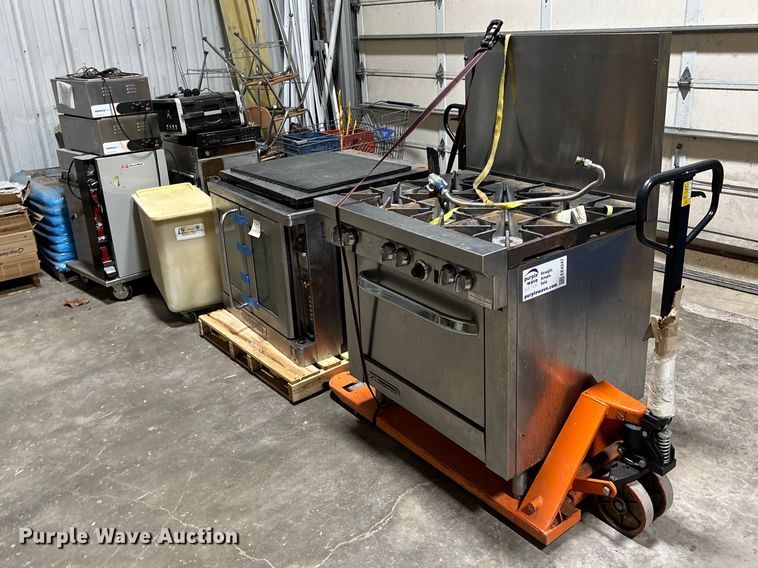 image for item EE4247 (3) ovens